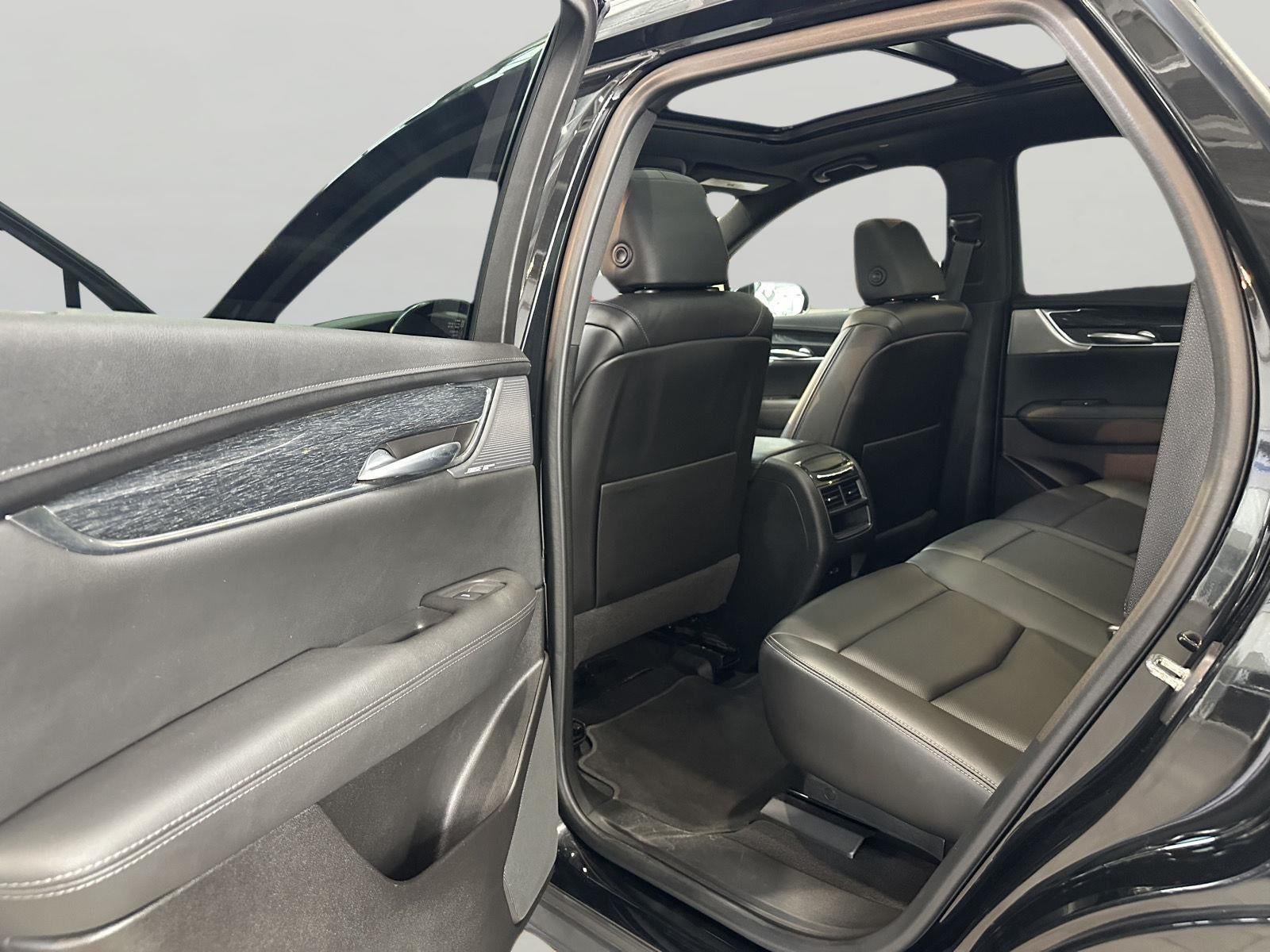 2022 Cadillac XT5 Premium Luxury