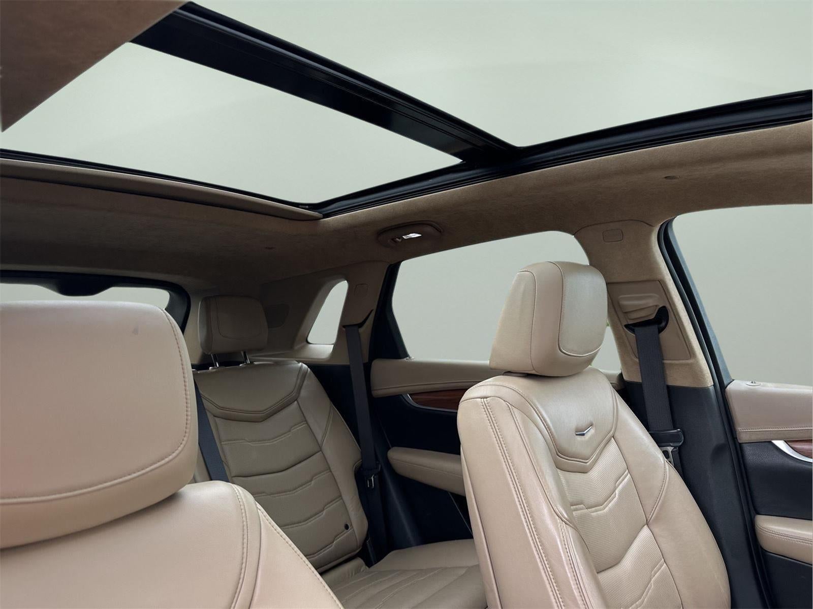 2017 Cadillac XT5 Platinum AWD