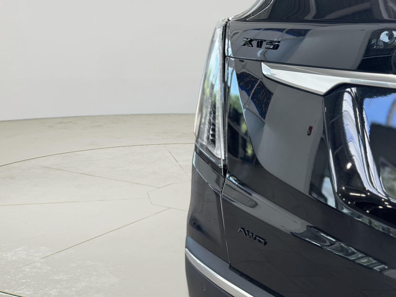 2023 Cadillac XT5 Sport