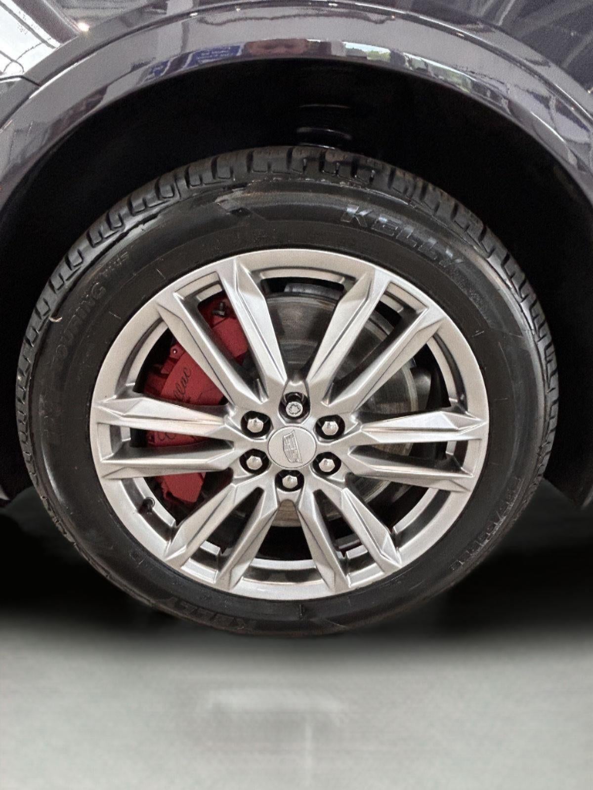 2025 Cadillac XT5 Sport