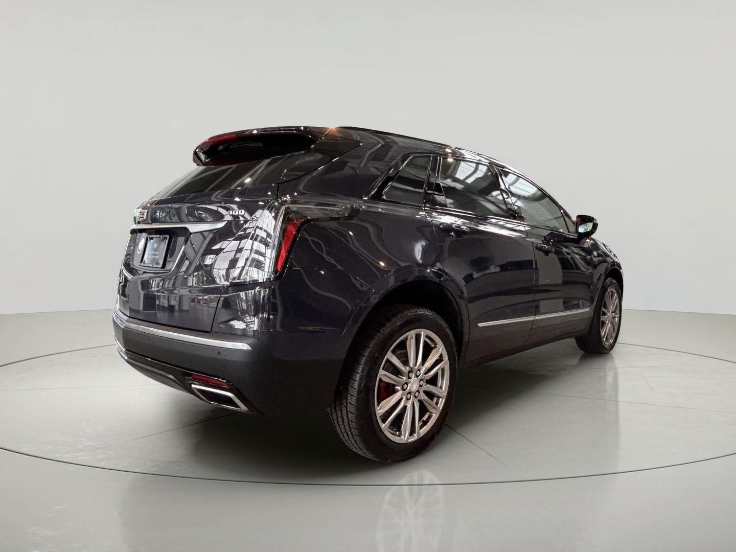2025 Cadillac XT5 Sport