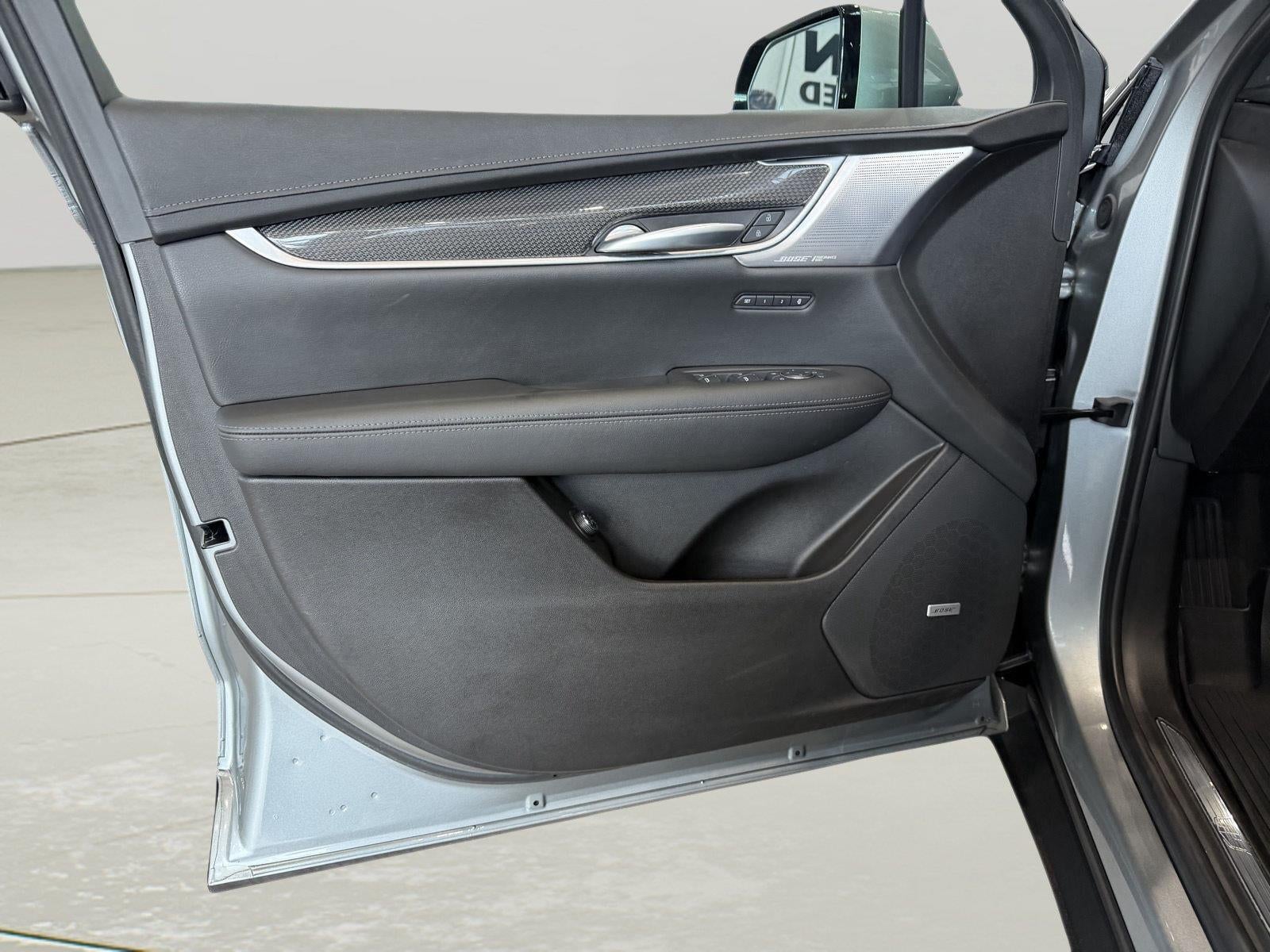 2023 Cadillac XT5 Sport