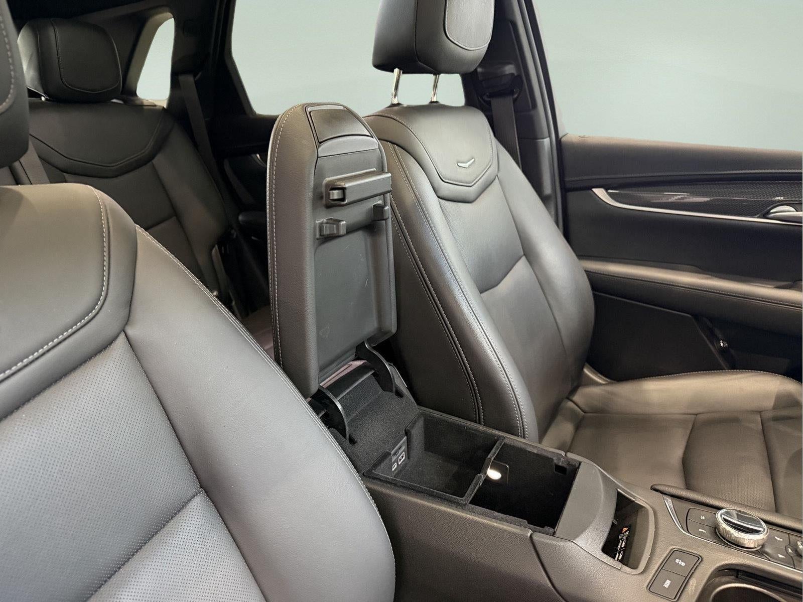 2023 Cadillac XT5 Sport