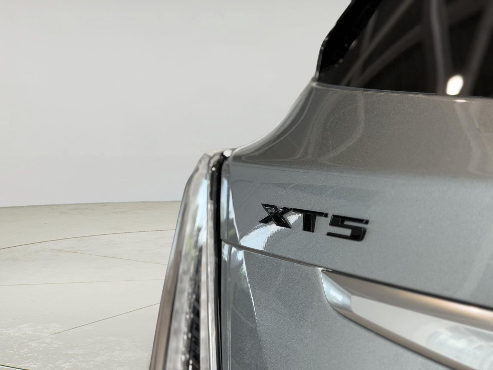 2023 Cadillac XT5 Sport