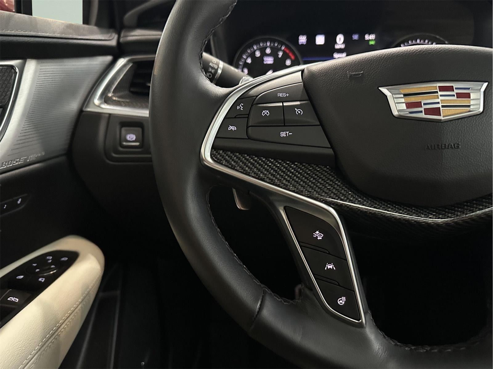 2023 Cadillac XT5 Sport