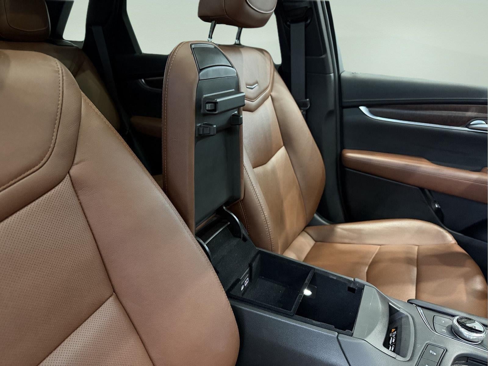 2023 Cadillac XT5 AWD Sport