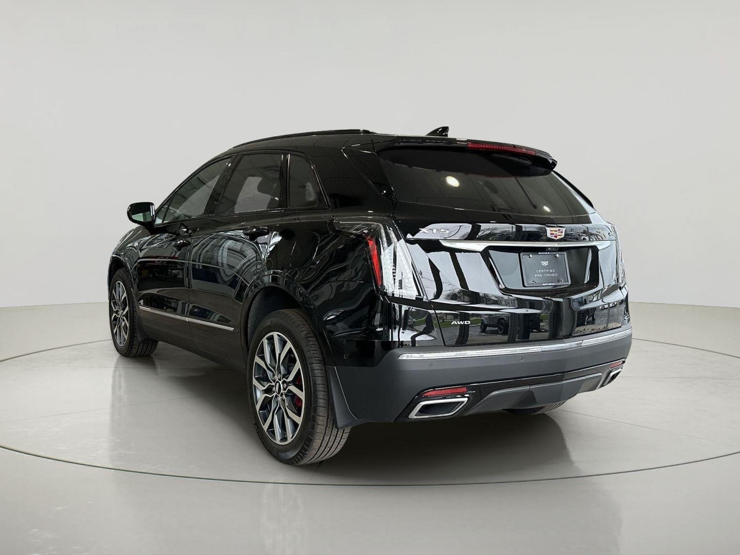 2025 Cadillac XT5 Sport