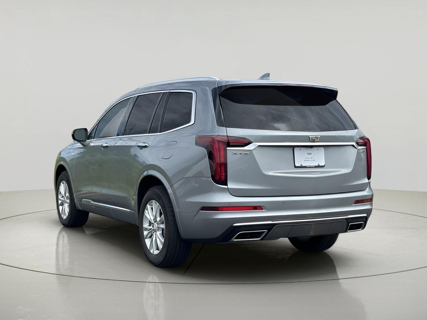2025 Cadillac XT6 Luxury