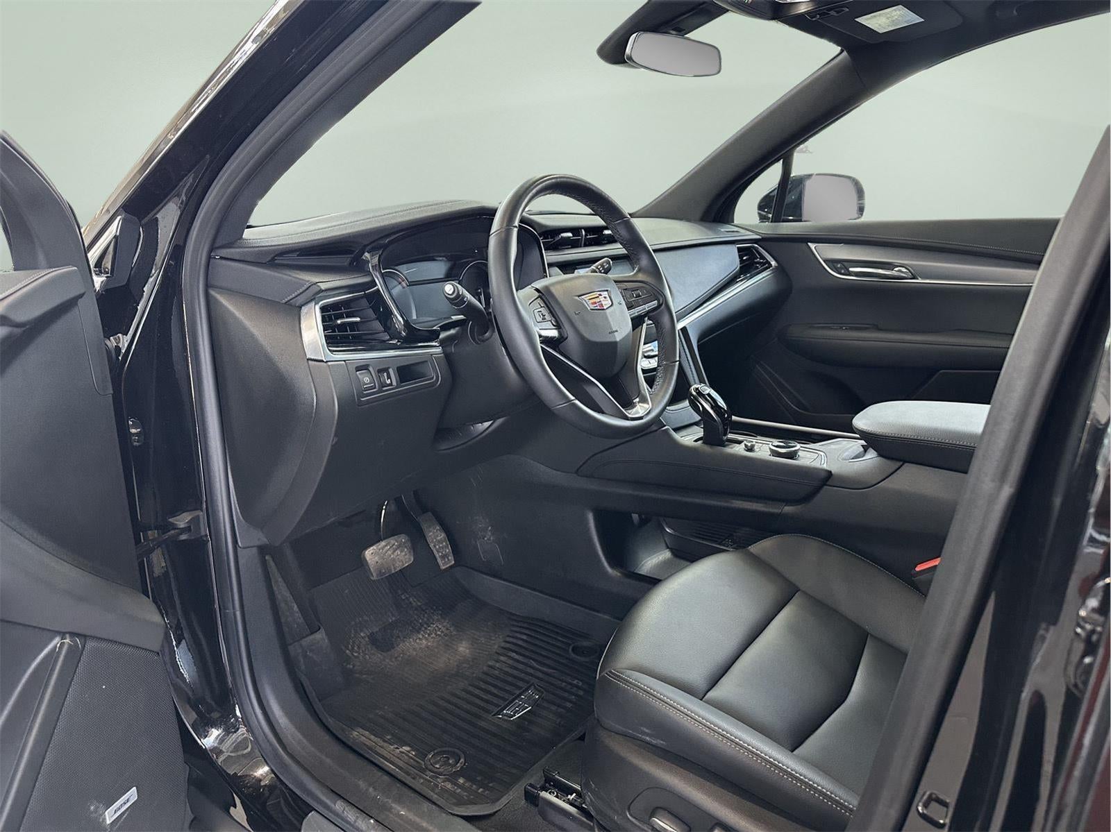 2024 Cadillac XT6 Luxury