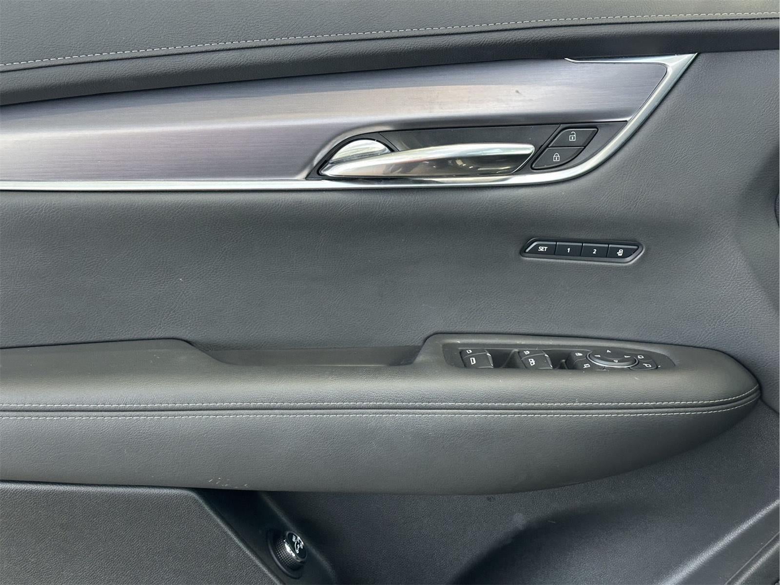 2024 Cadillac XT6 Luxury