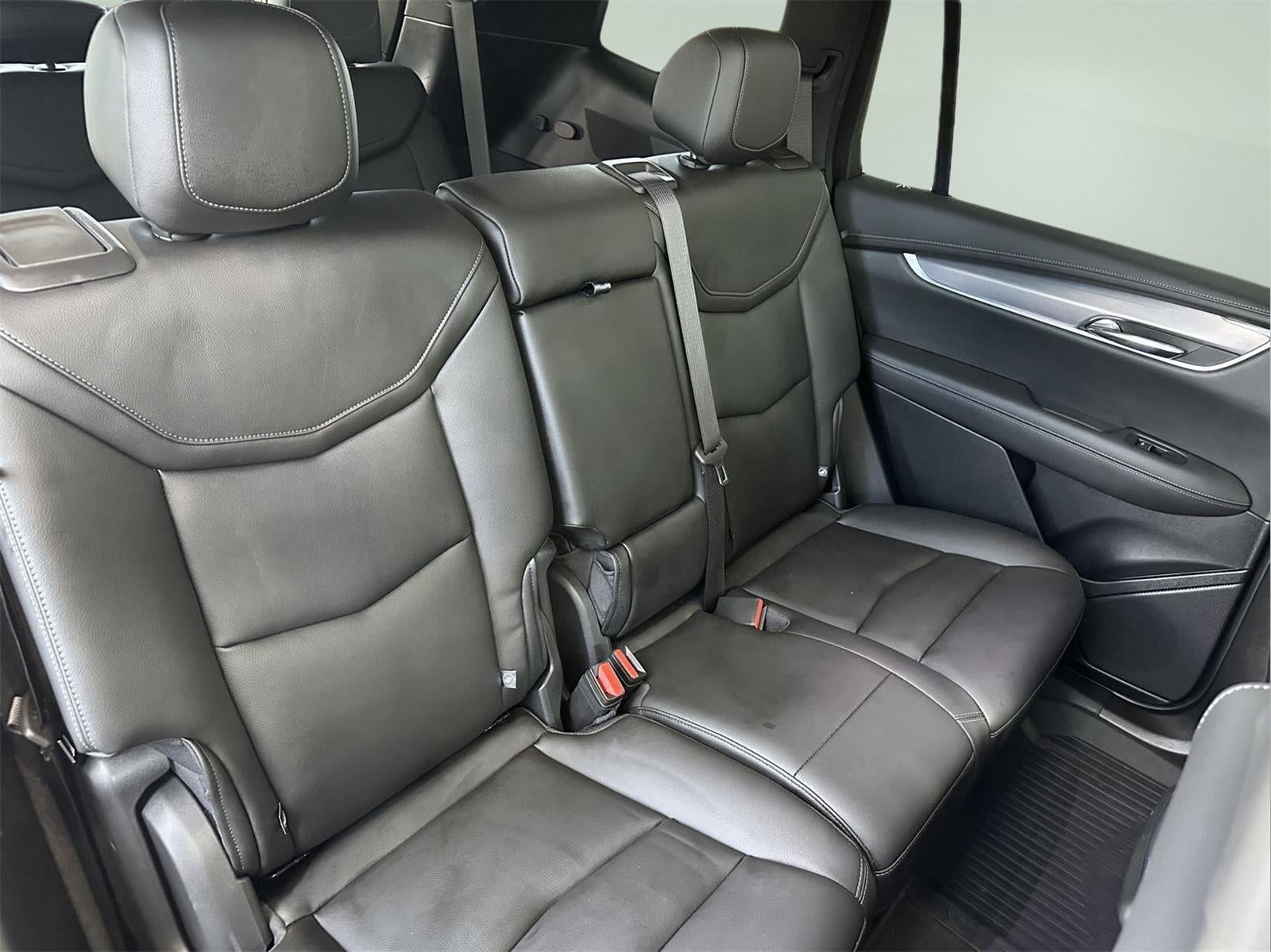 2024 Cadillac XT6 Luxury