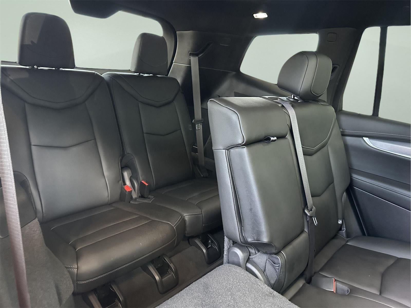 2024 Cadillac XT6 Luxury