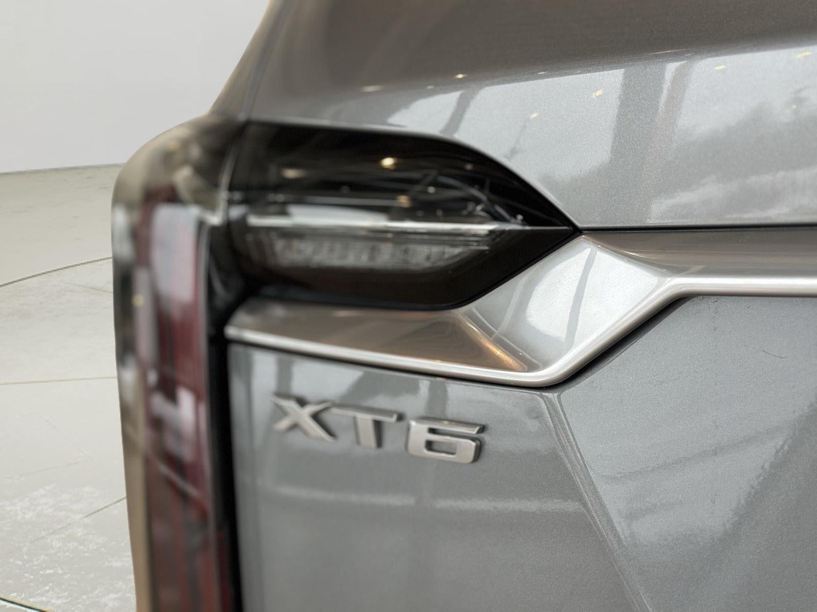 2023 Cadillac XT6 Sport