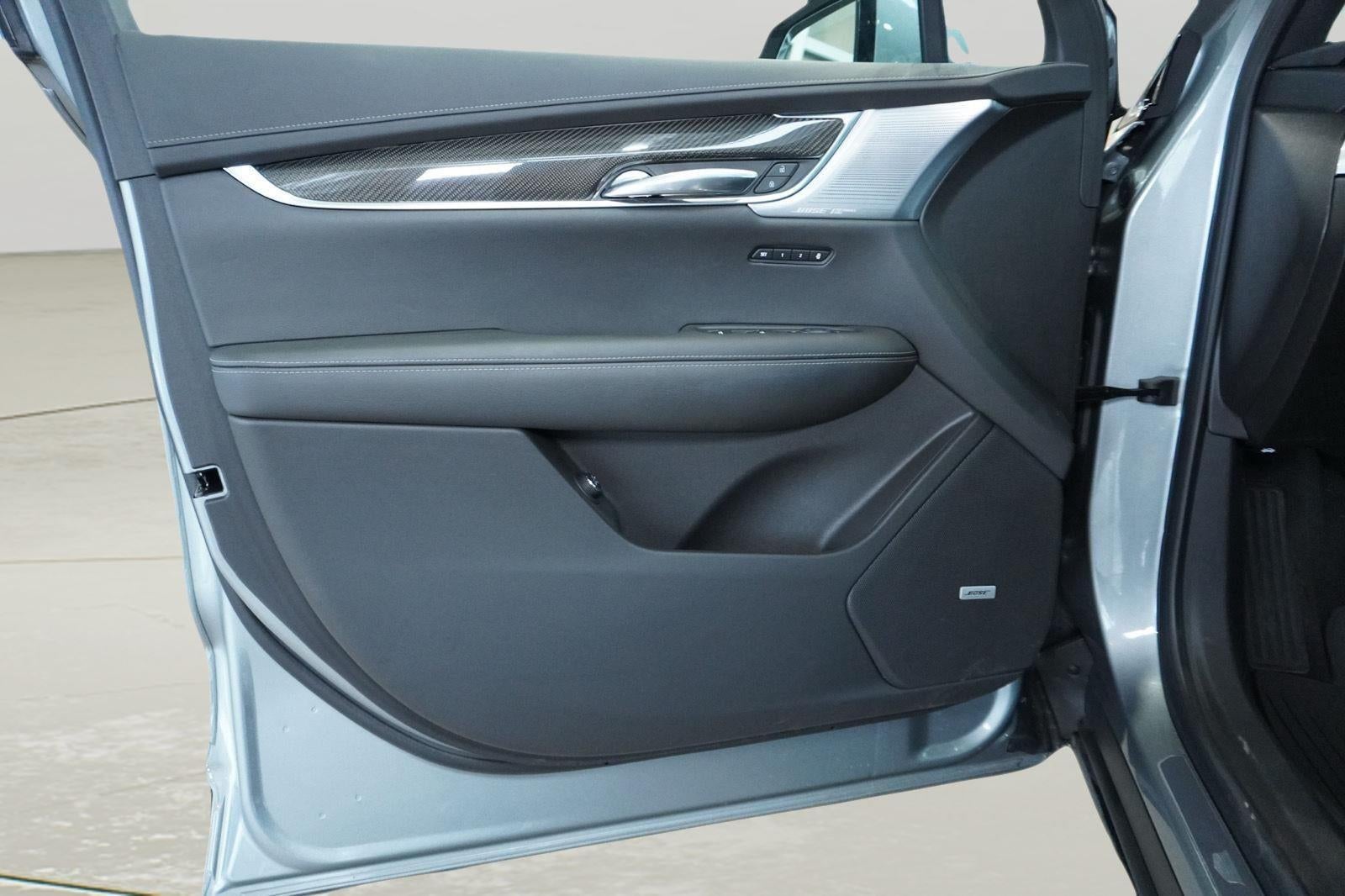 2023 Cadillac XT6 Sport