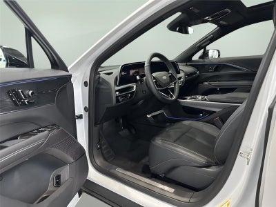 2024 Cadillac LYRIQ Luxury 1