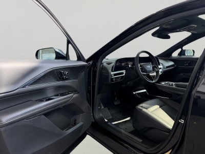 2024 Cadillac LYRIQ Luxury 1