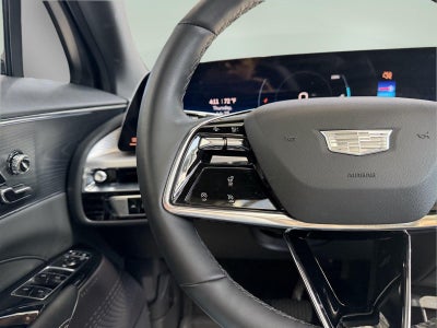 2024 Cadillac LYRIQ Luxury 1