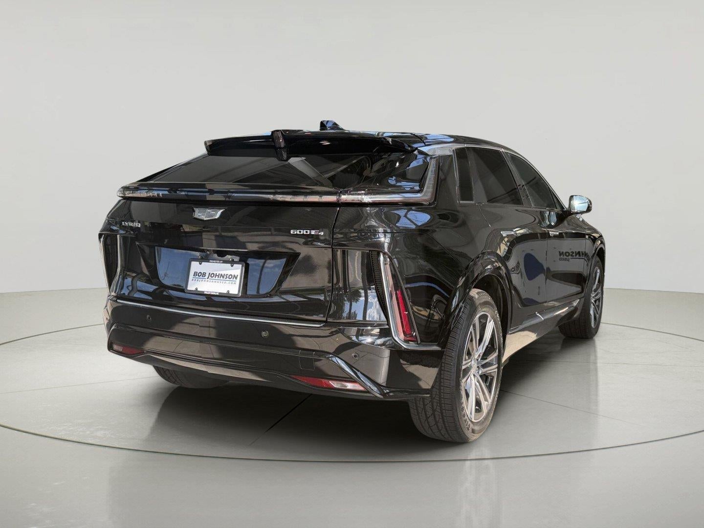 2024 Cadillac LYRIQ Luxury 1