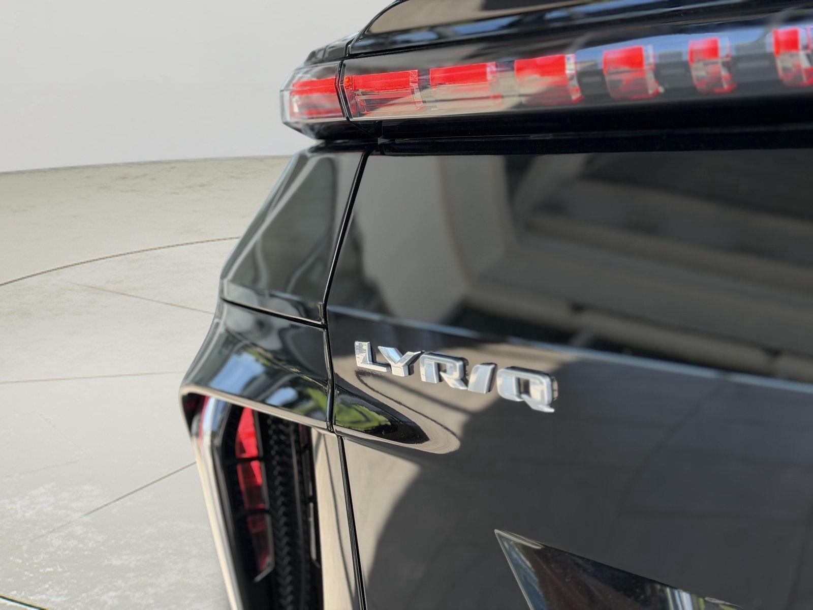2024 Cadillac LYRIQ Luxury 1