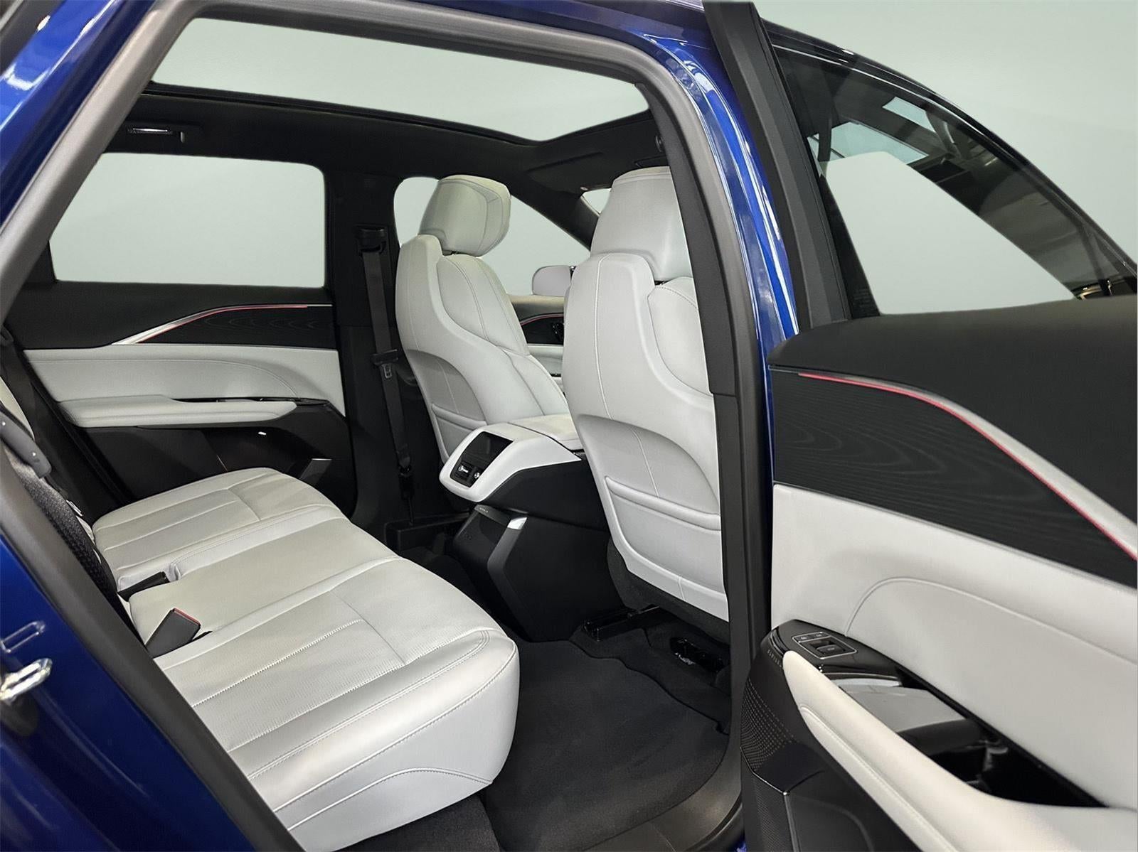 2024 Cadillac LYRIQ Sport 1