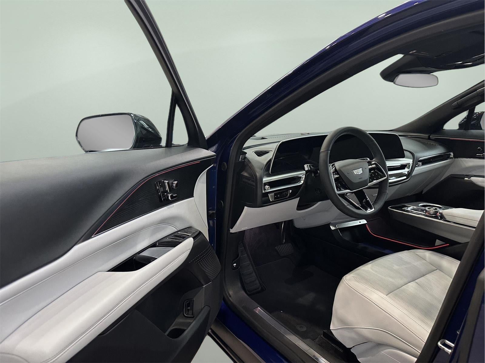2024 Cadillac LYRIQ Sport 1