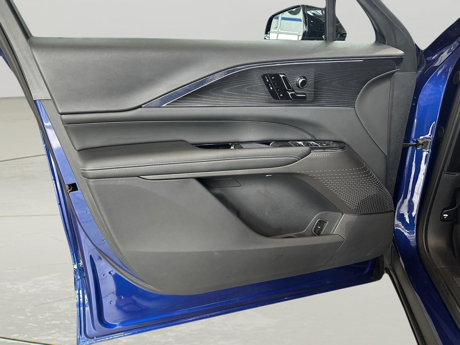 2024 Cadillac LYRIQ Sport 1
