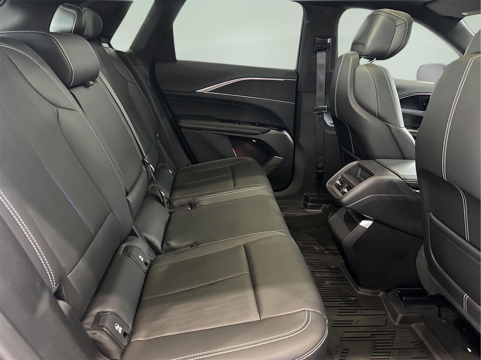 2024 Cadillac LYRIQ Sport 1