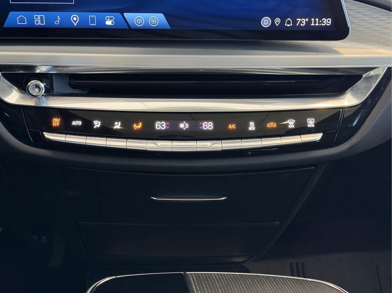 2024 Cadillac LYRIQ Sport 1