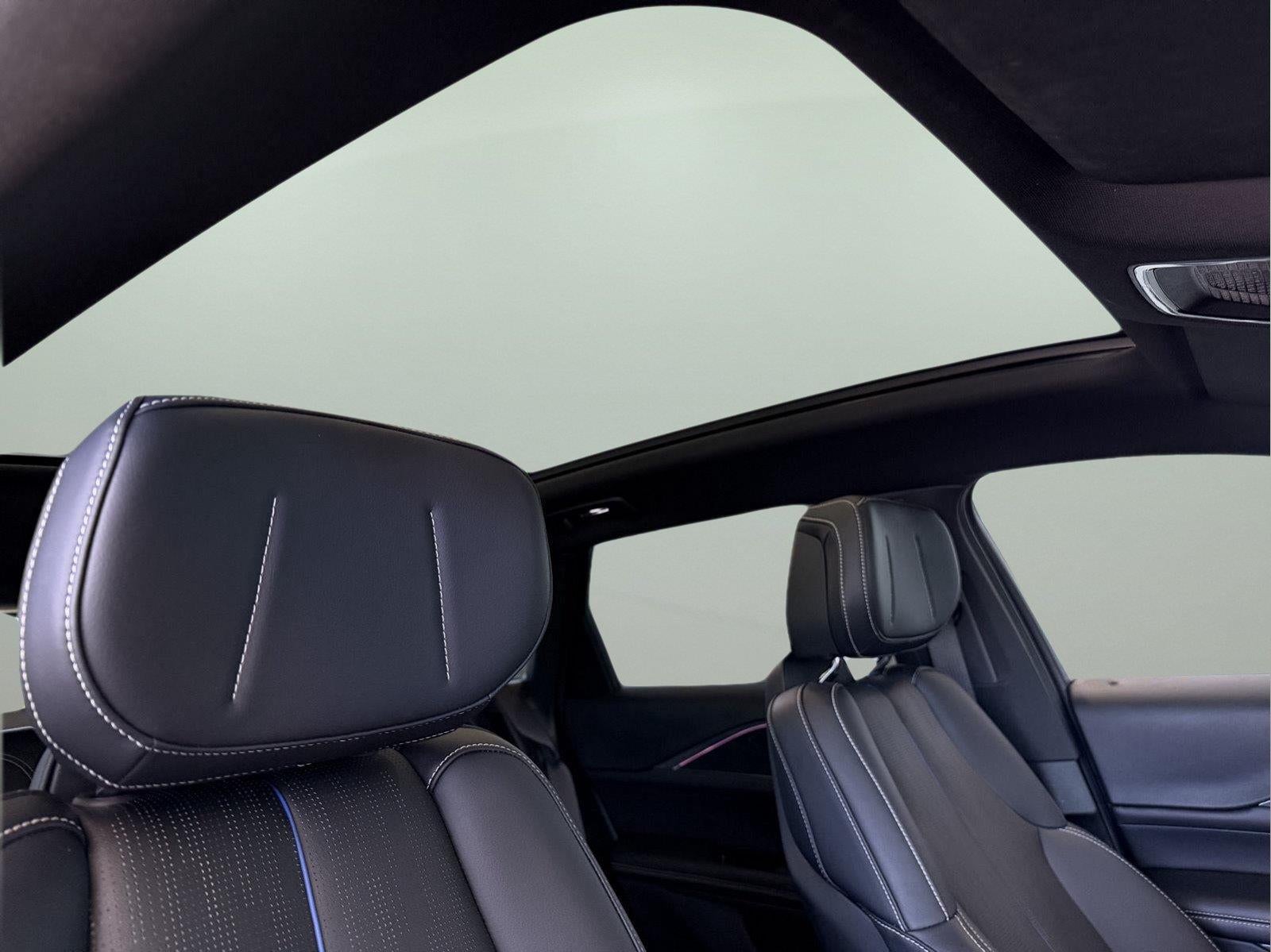 2024 Cadillac LYRIQ Sport 1