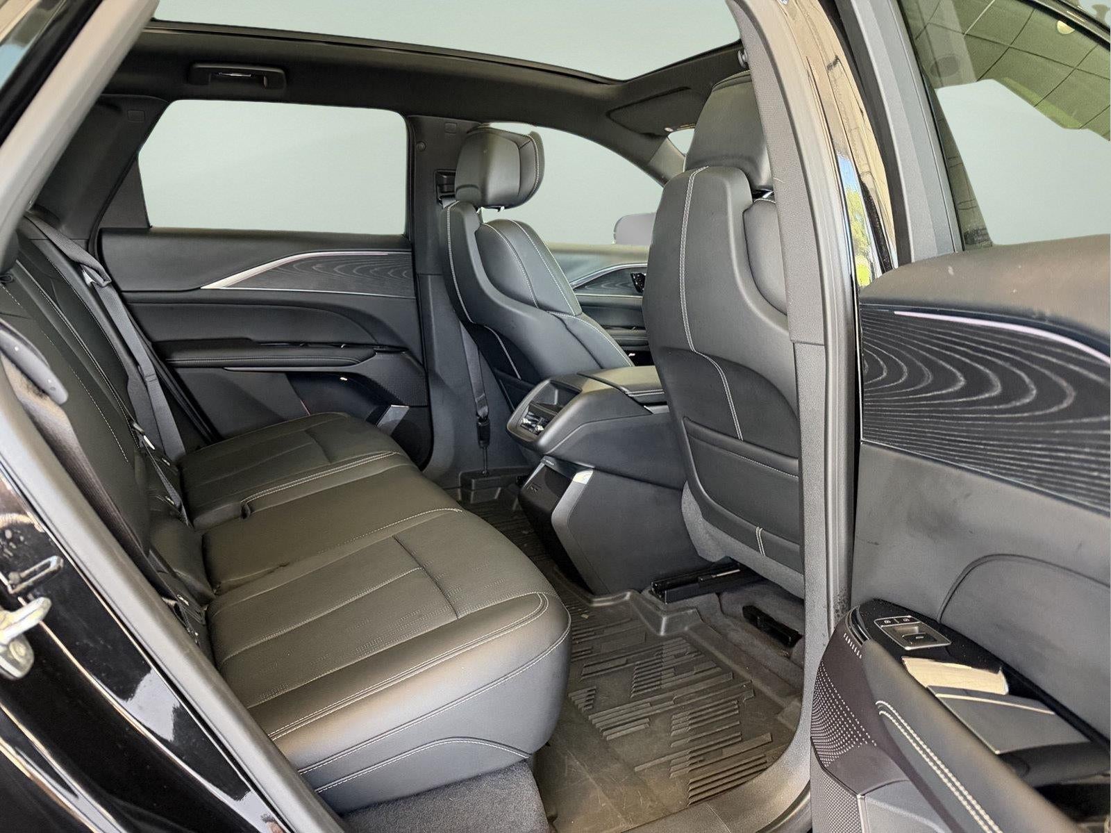 2024 Cadillac LYRIQ Sport 1