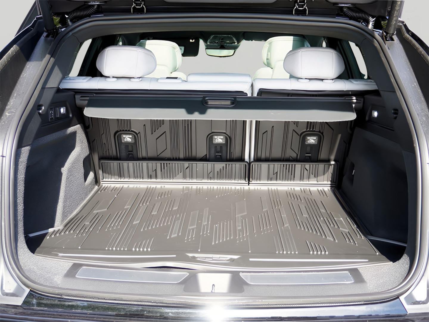 2025 Cadillac LYRIQ Sport 3