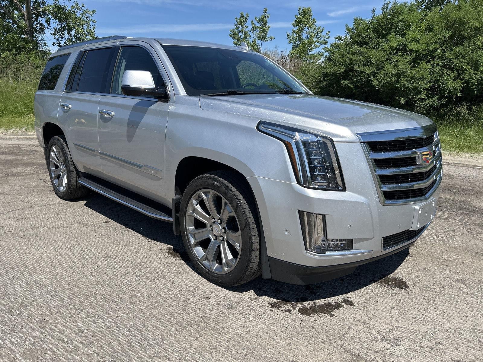 2020 Cadillac Escalade Luxury