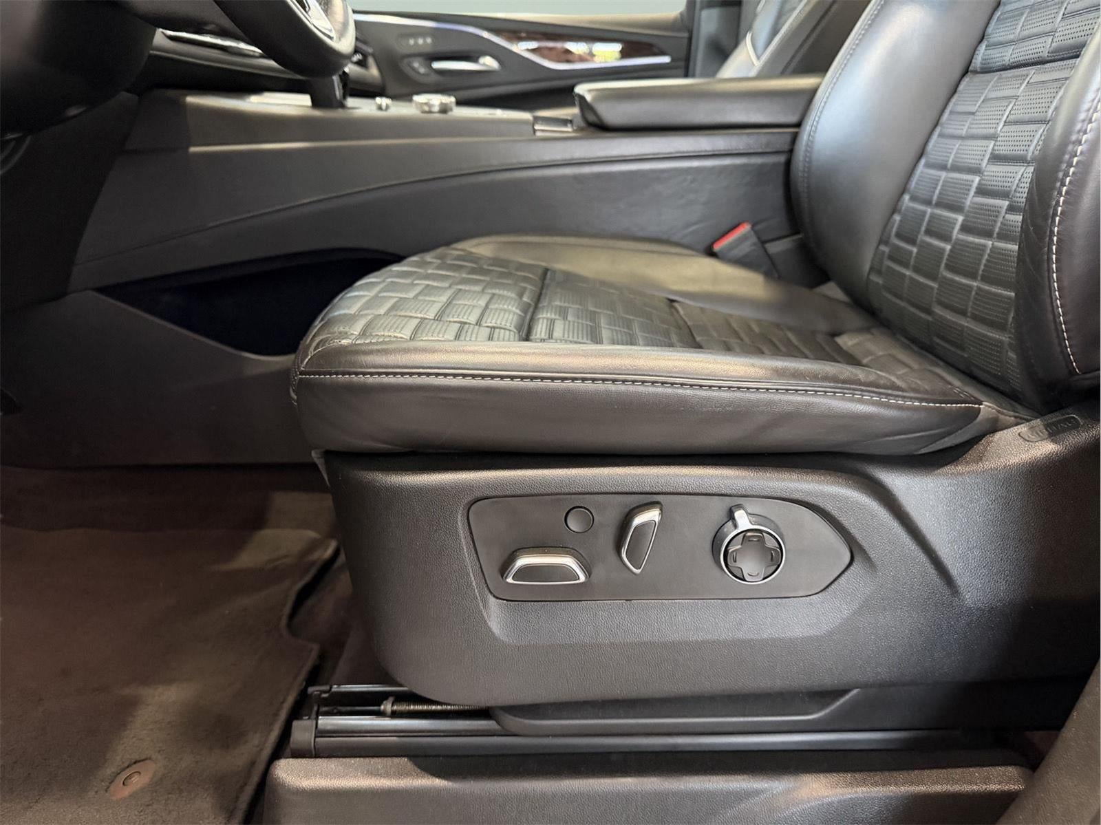 2022 Cadillac Escalade ESV Premium Luxury Platinum