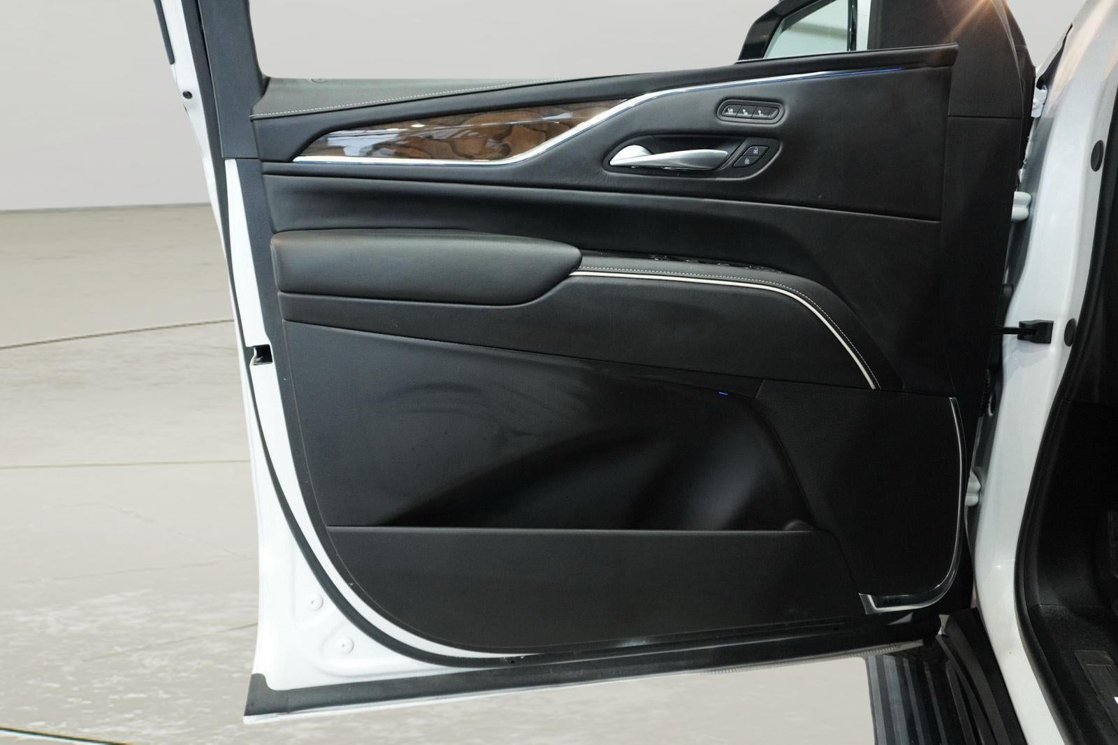 2024 Cadillac Escalade ESV Sport Platinum