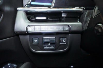 2024 Cadillac Escalade ESV Sport Platinum