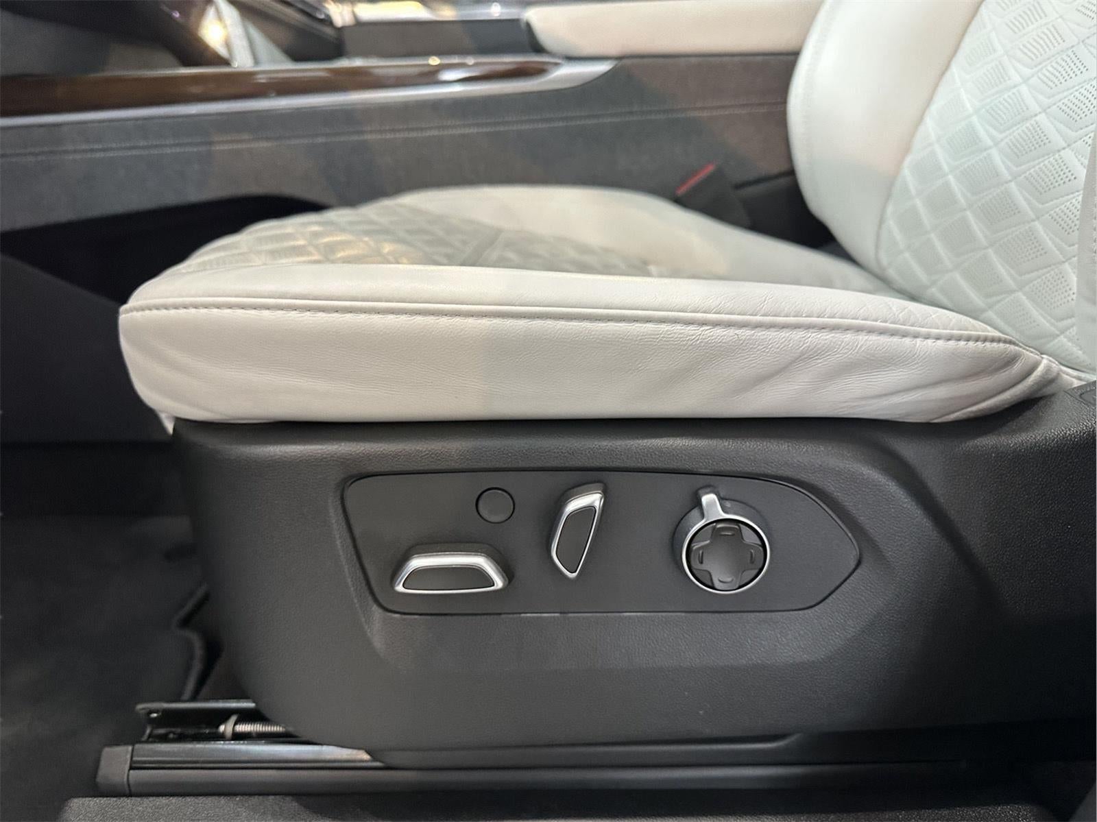 2025 Cadillac Escalade ESV Sport Platinum