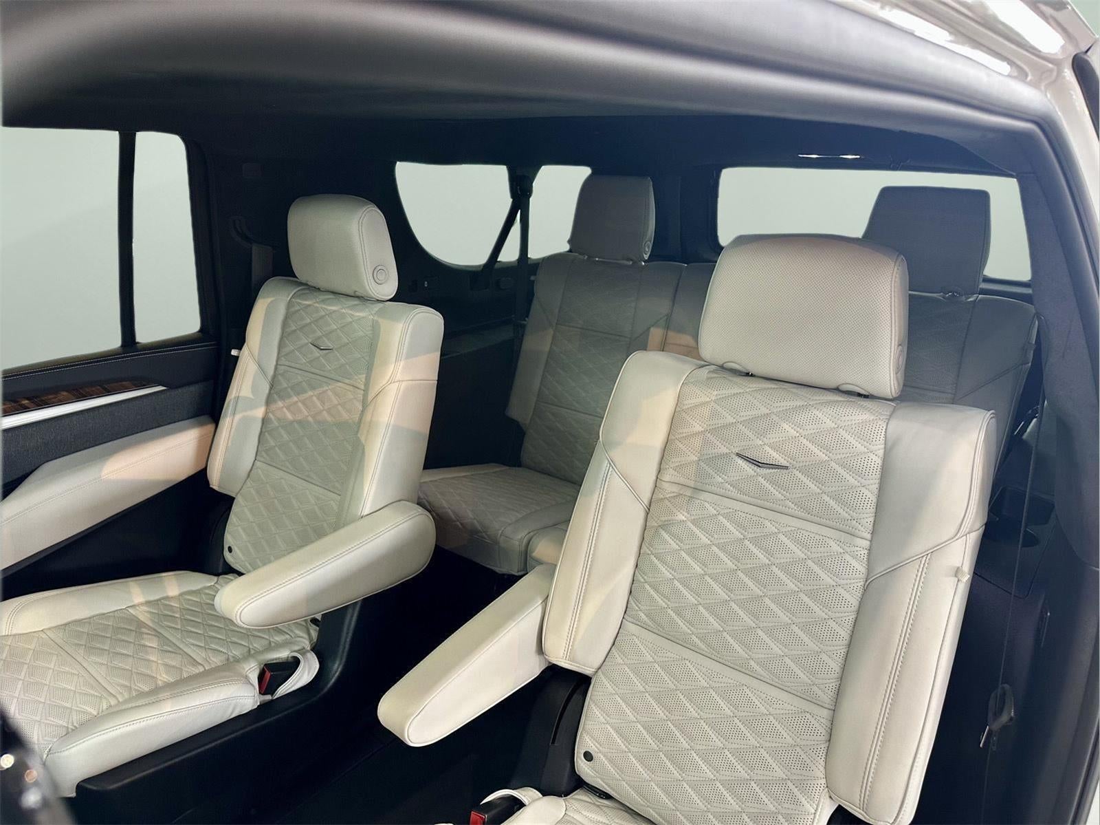 2025 Cadillac Escalade ESV Sport Platinum