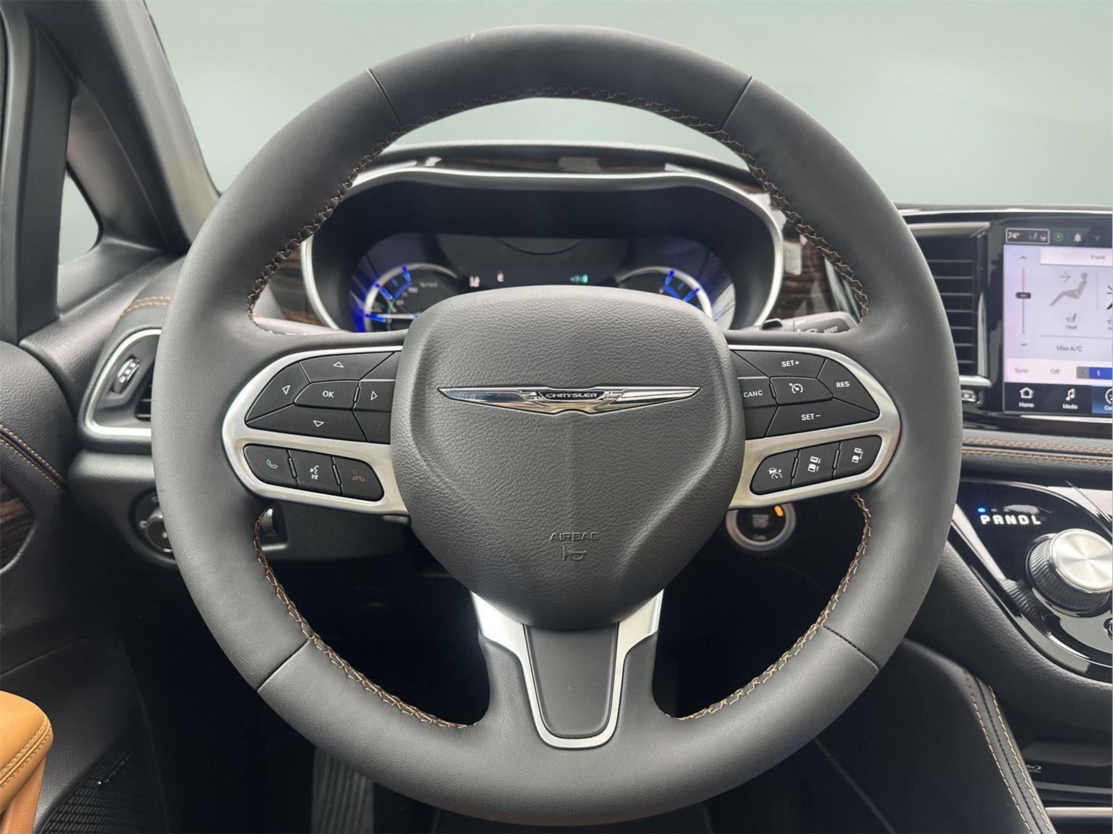 2023 Chrysler Pacifica Hybrid Pinnacle