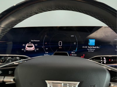 2025 Cadillac OPTIQ Luxury 1