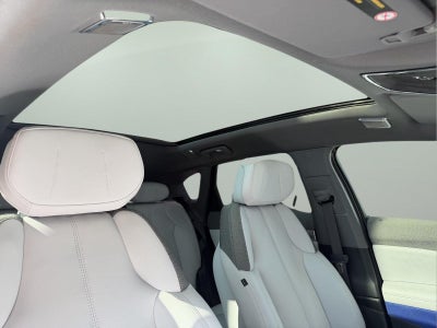 2025 Cadillac OPTIQ Luxury 1
