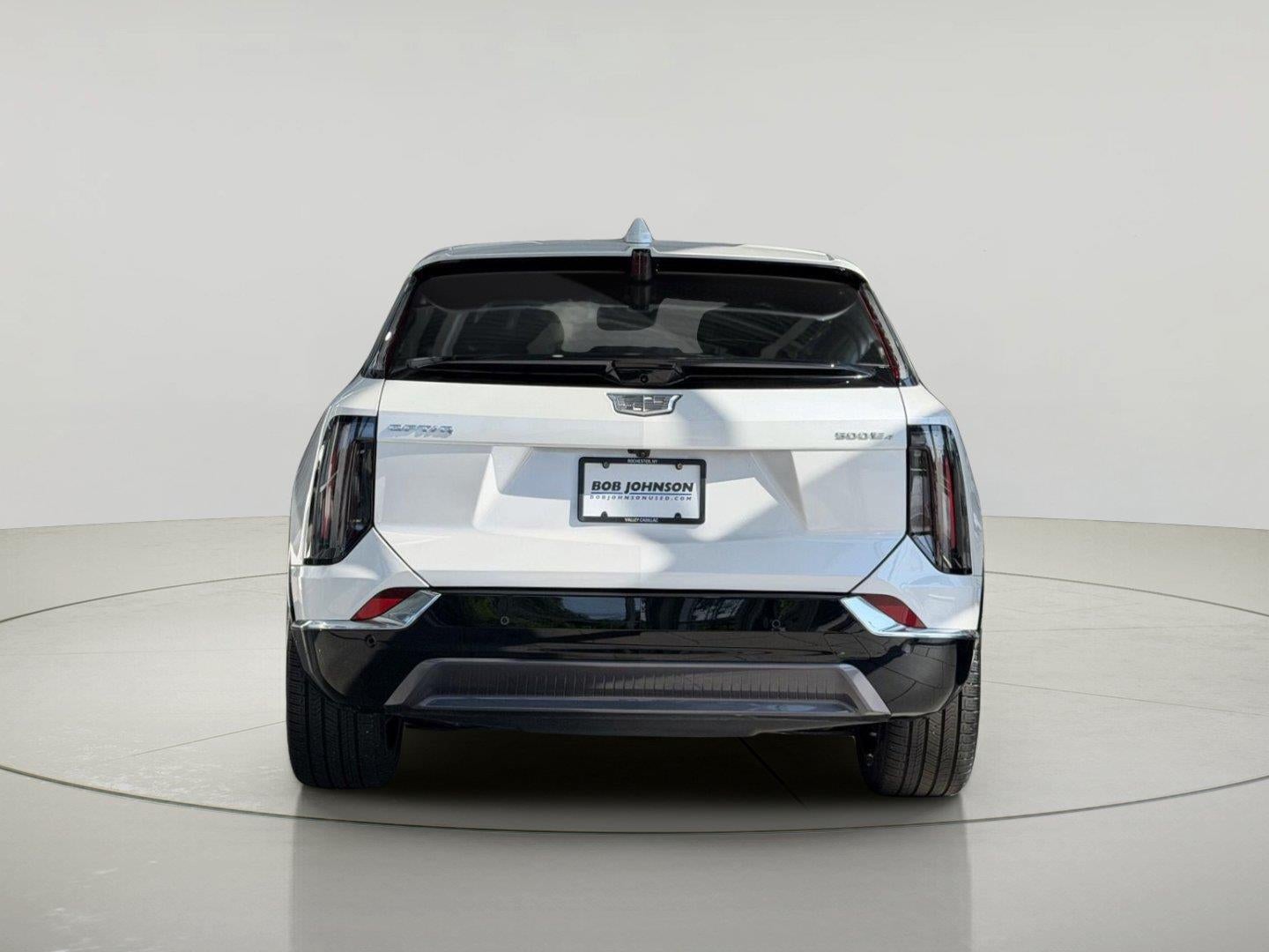 2025 Cadillac OPTIQ Luxury 1