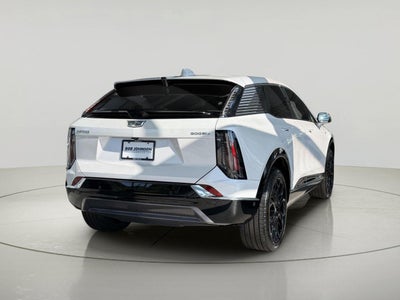 2025 Cadillac OPTIQ Luxury 1