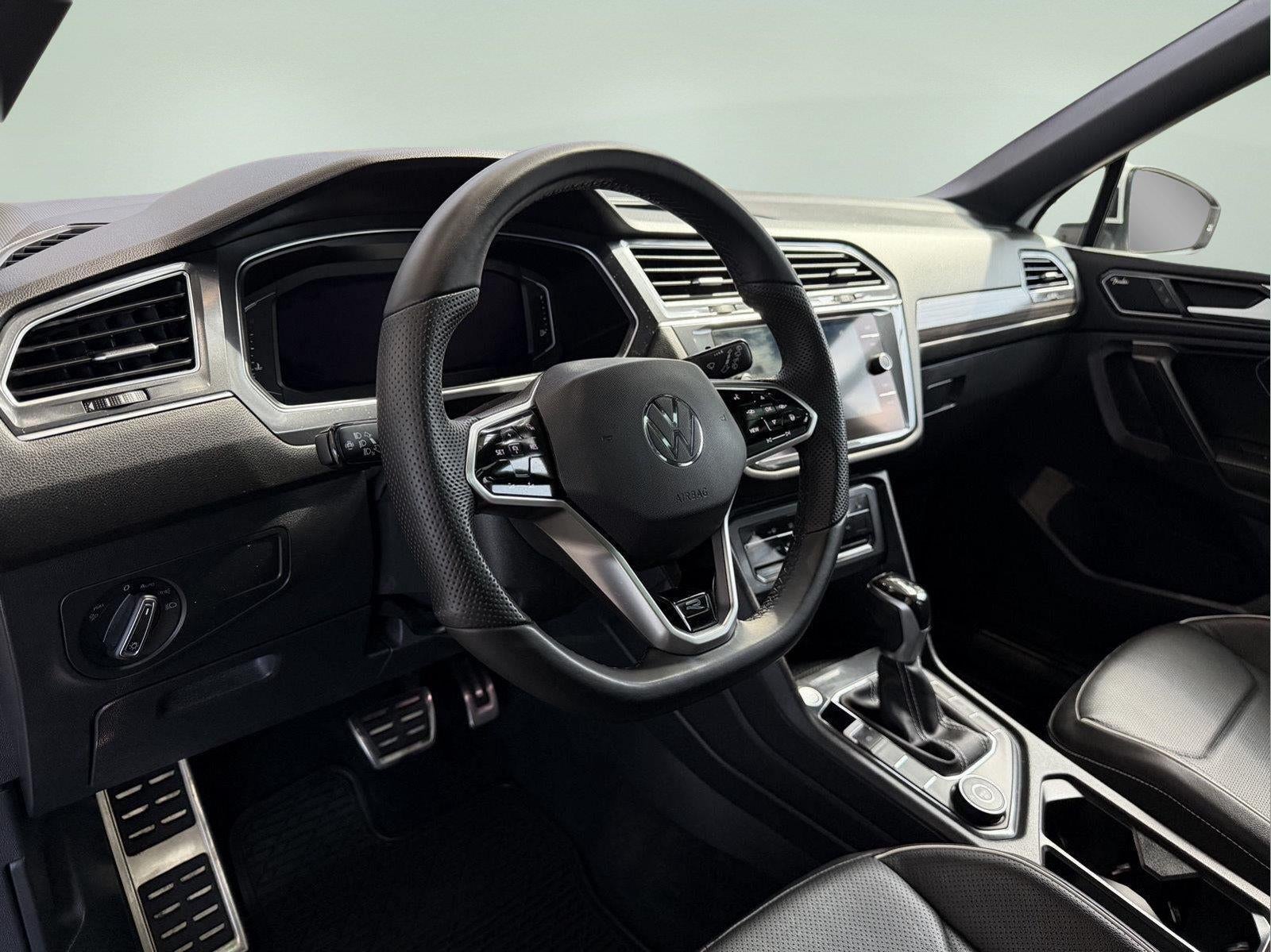 2022 Volkswagen Tiguan SEL R-Line