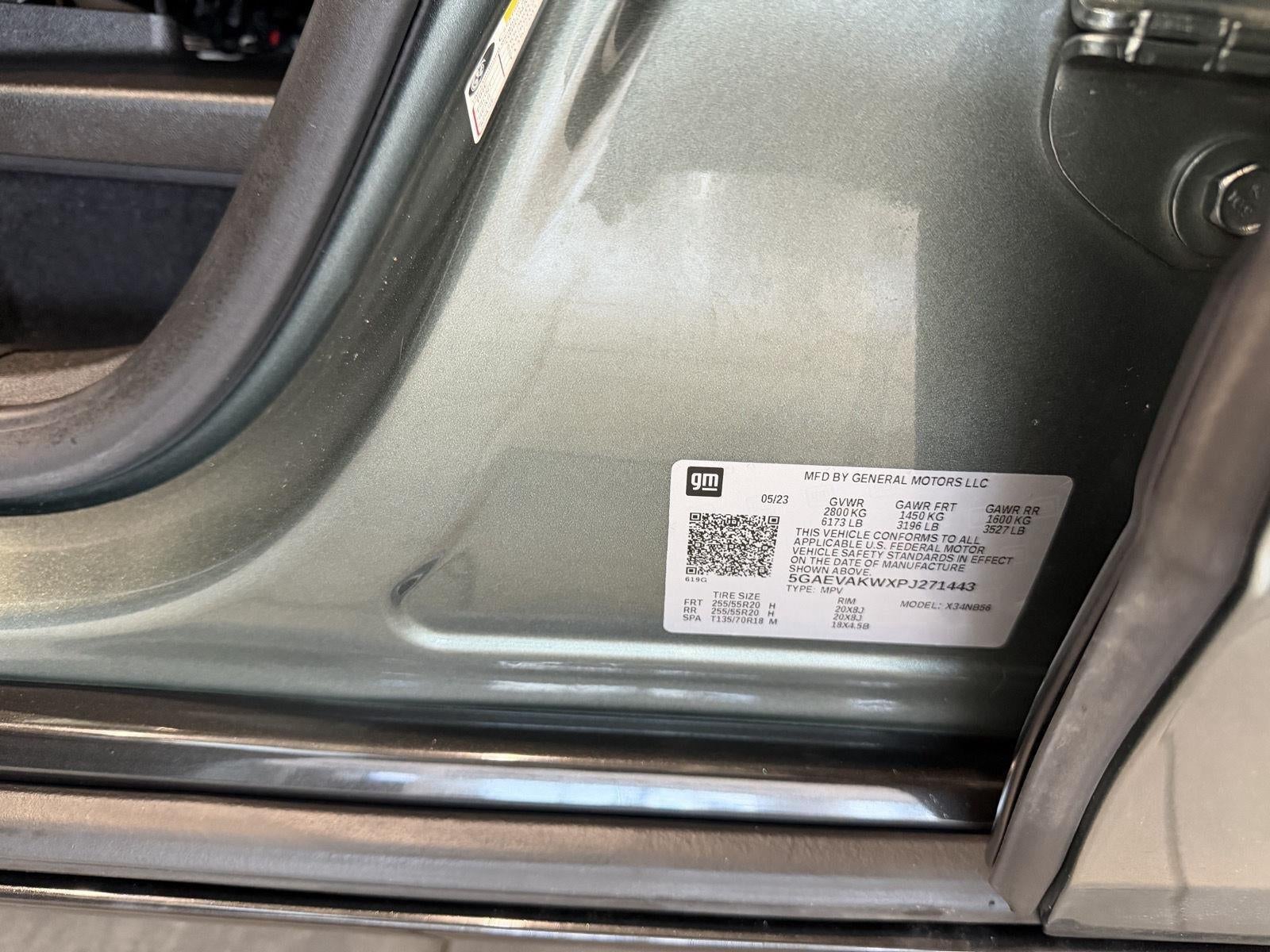 2023 Buick Enclave Essence