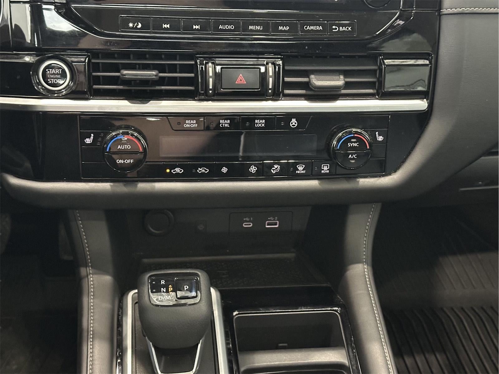 2022 Nissan Pathfinder SL