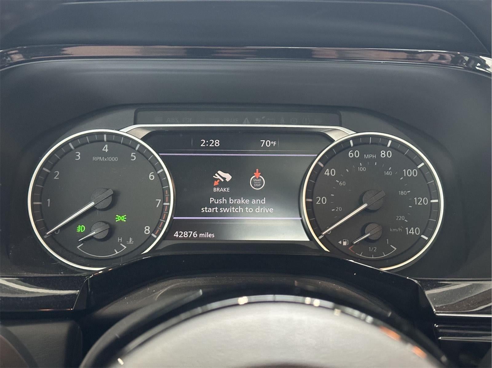 2022 Nissan Pathfinder SL