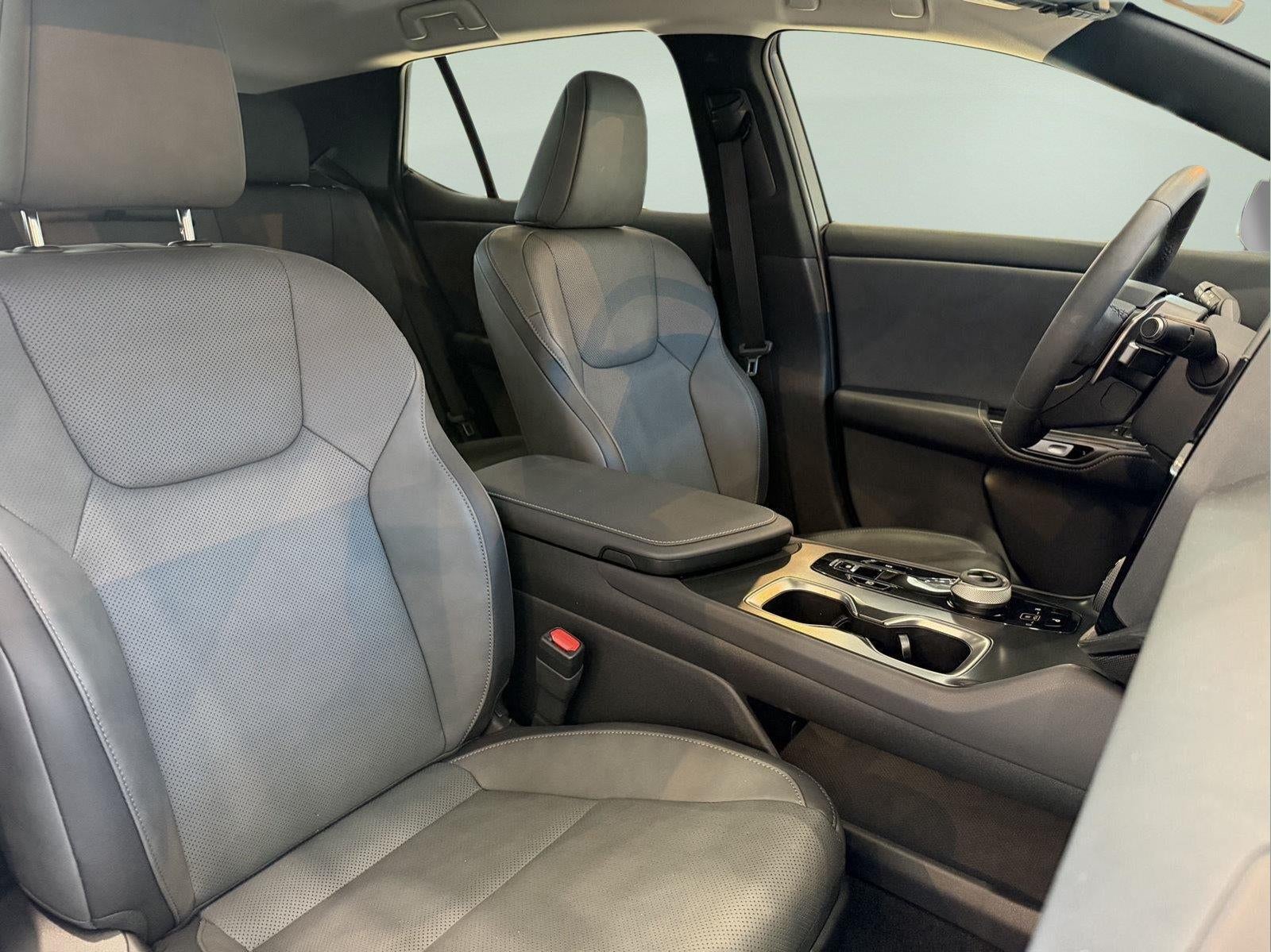 2023 Lexus RZ RZ 450e Premium