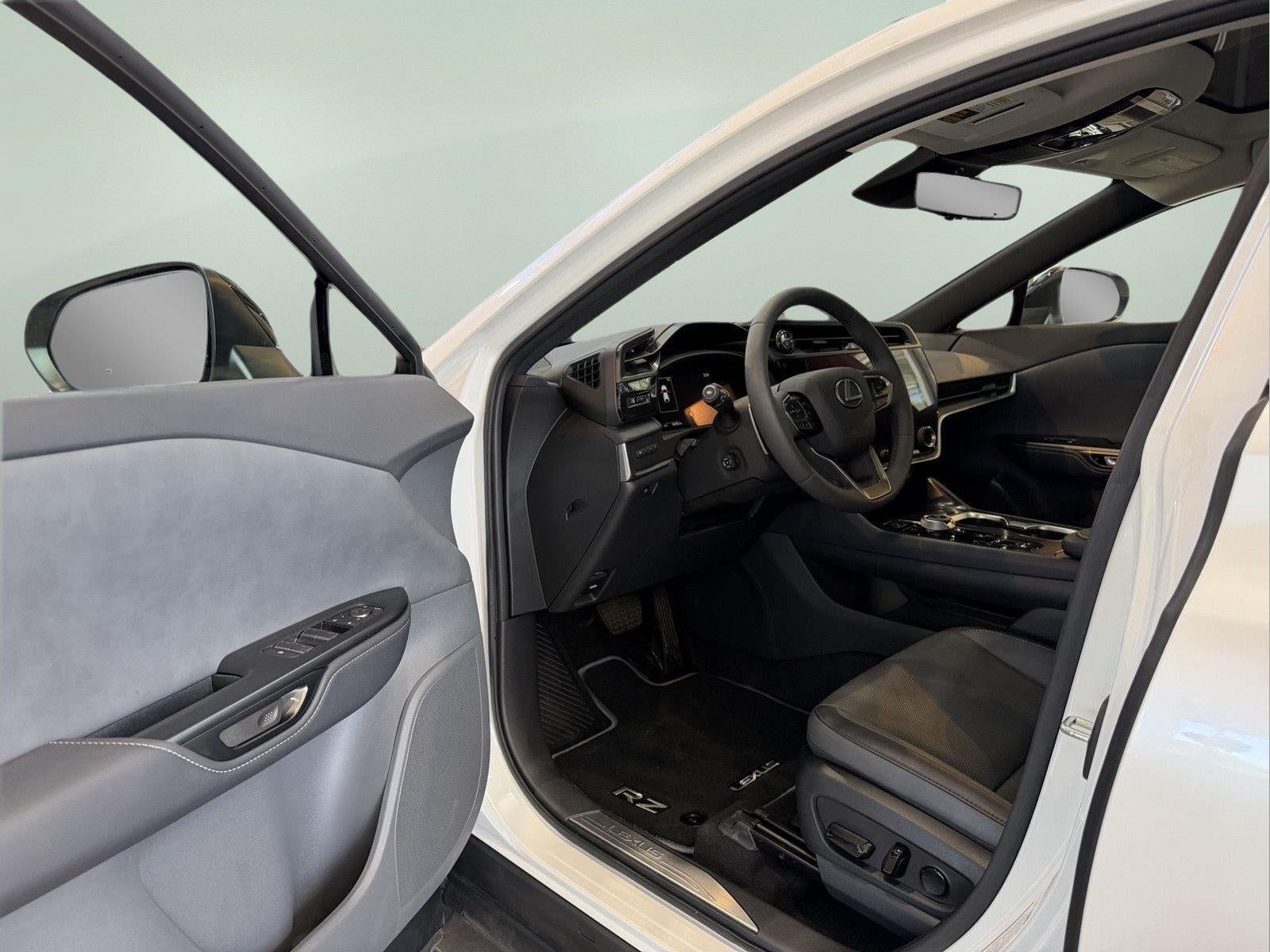 2023 Lexus RZ RZ 450e Premium