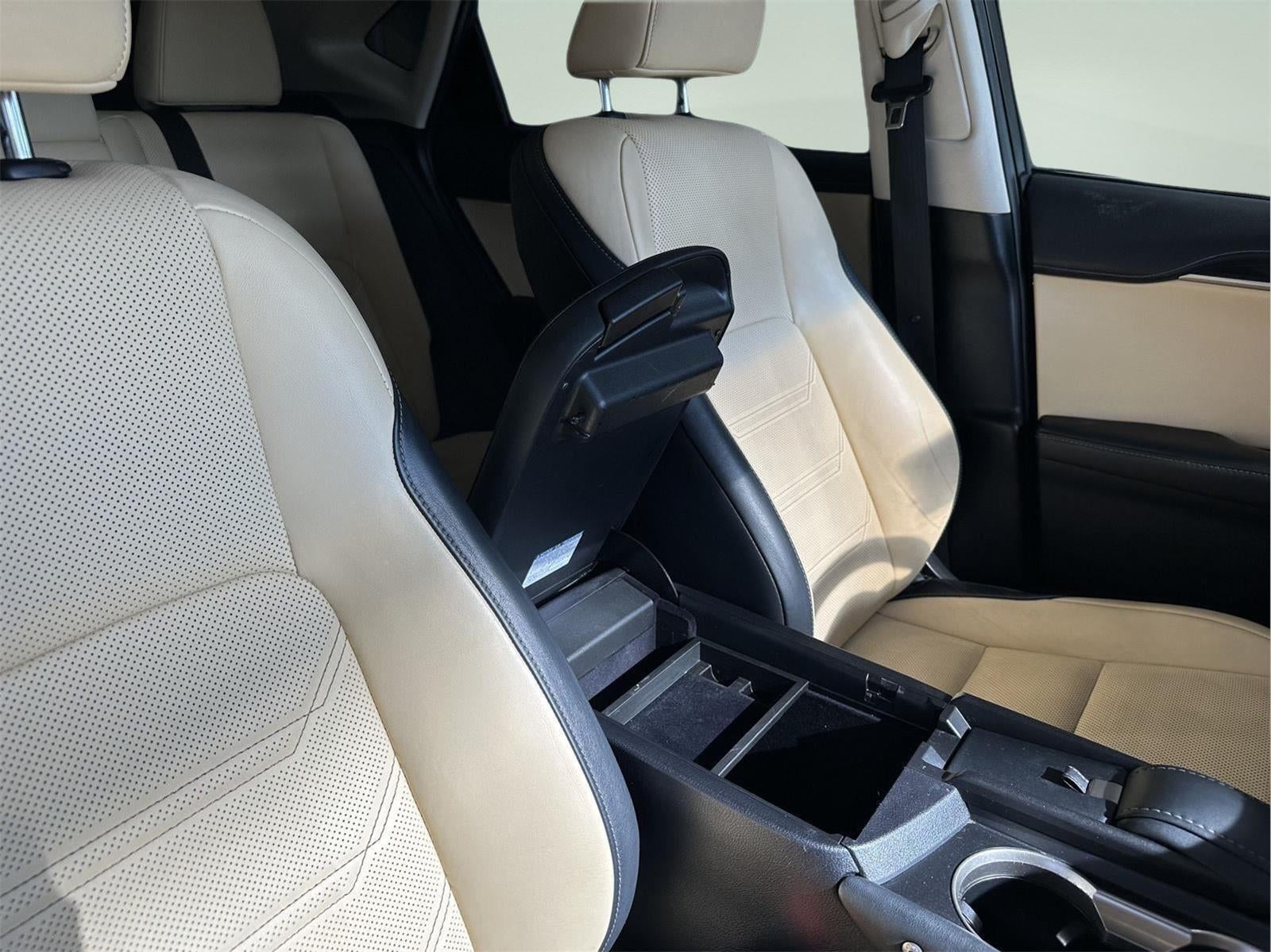 2016 Lexus NX 200t FWD 4dr